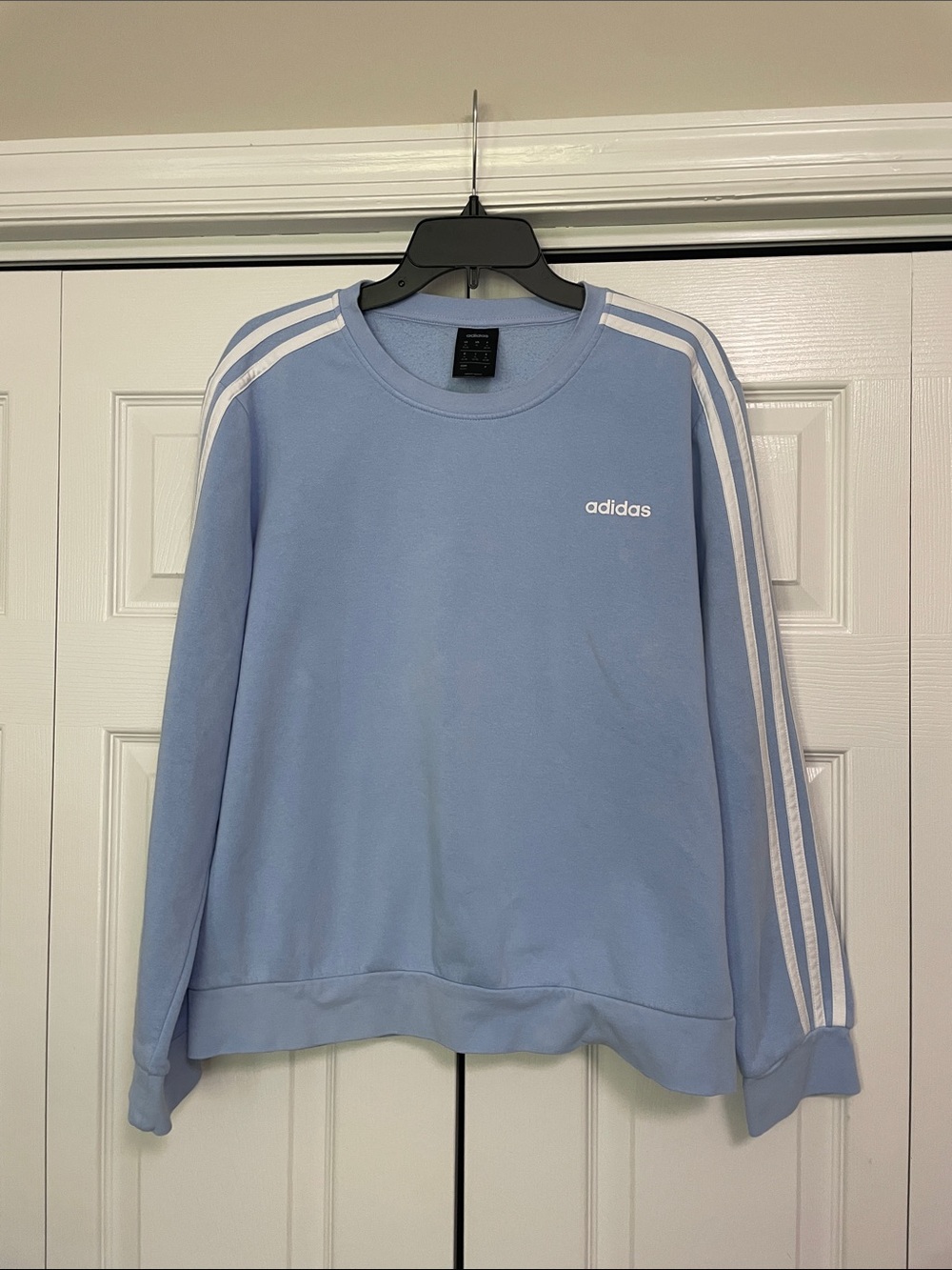 Adidas Womens Essentials 3-stripes Fleece Crew Sweatshirt Blue Size XL. EK5592